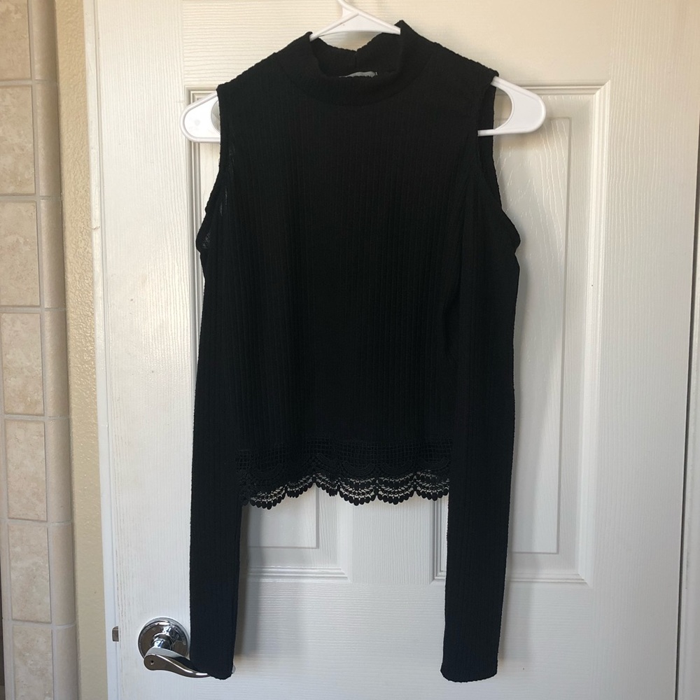 NWOT Off the Shoulder Top